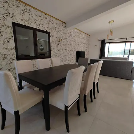 بيت ضيافة Villamor البوفيرا
